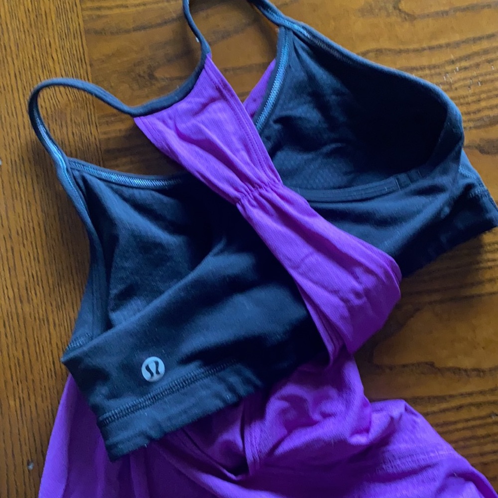 Lululemon workout tank - Picture 2 of 4